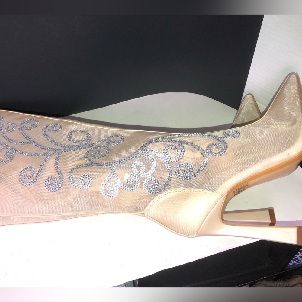 Gianni Bini Audrina Mesh Rhinestone Tall Boots Beige Women's Boots size 6 NWT - Picture 14 of 15